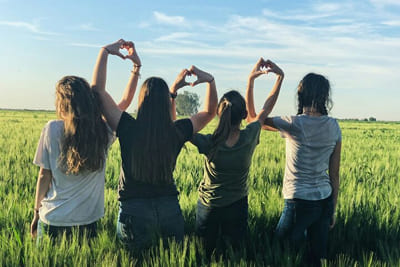 Girls playing games at day camp
